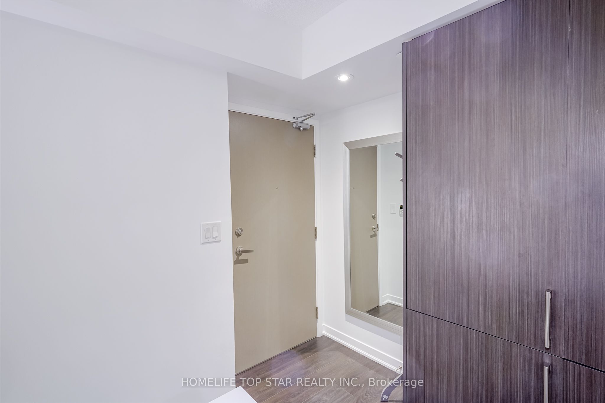 100 Harbour Street 1406