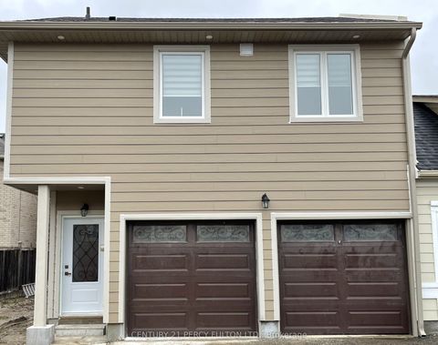 530 Country Glen Coach Markham ON L6B 1H4