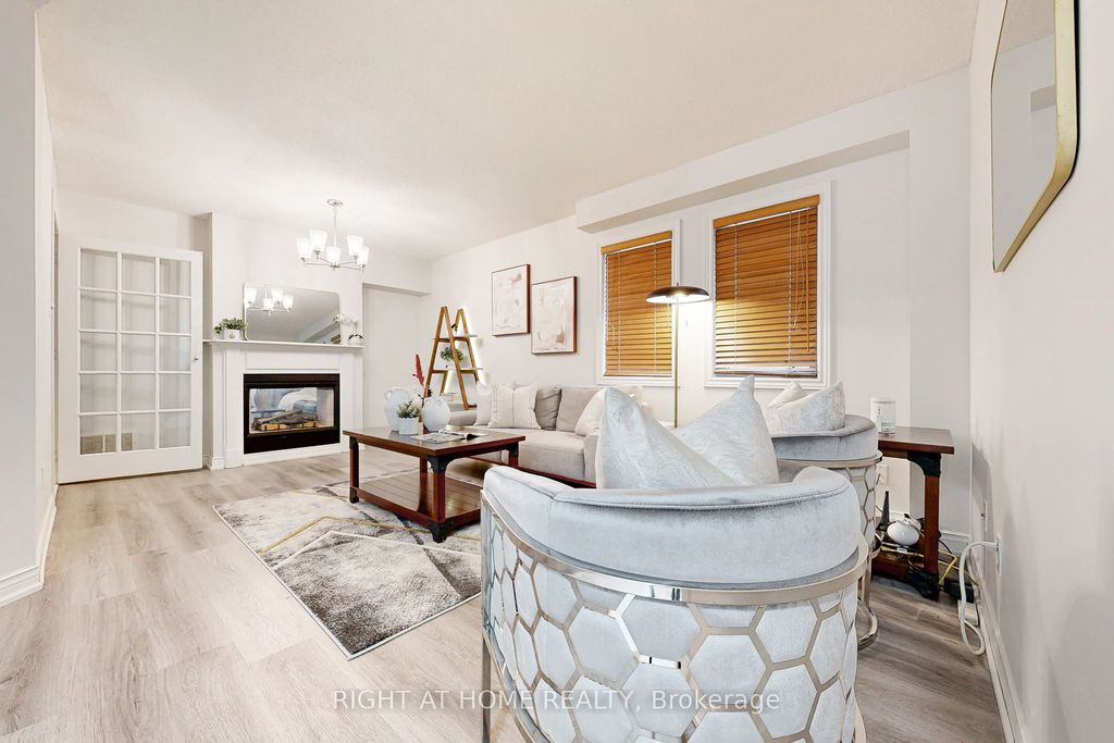 Photo of 38 Rosanna Crescent, Vaughan, ON L6A 2T3 (MLS # N12768130)