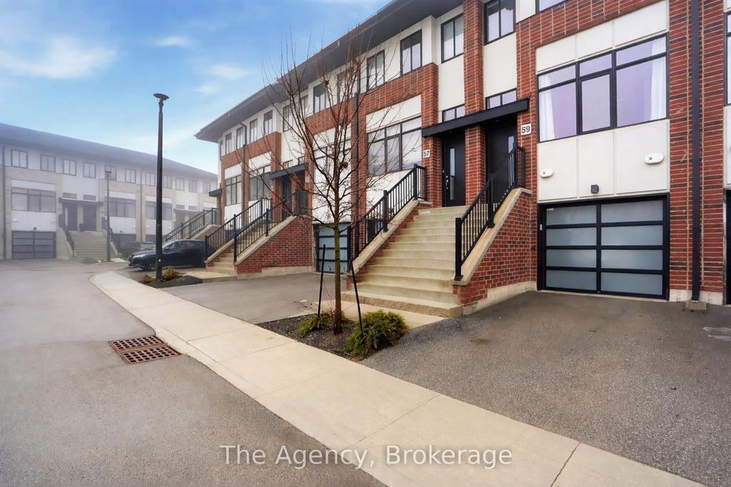 Photo of 59 Markle Crescent, Hamilton, ON L9G 0H3 (MLS # X12872790)