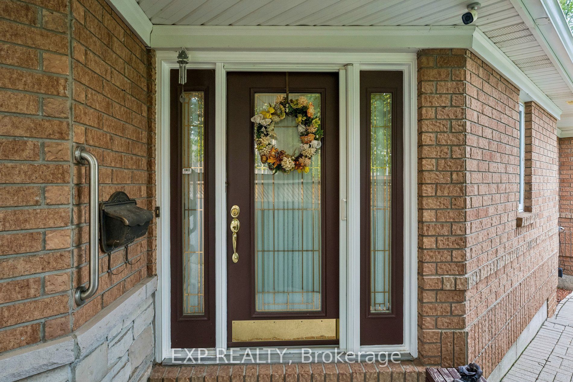 152 Dufferin Avenue 8