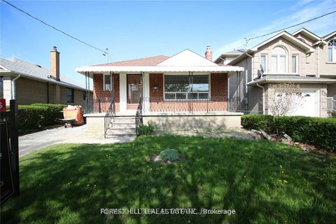 247 Beta Street Main Toronto ON M8W 4H7