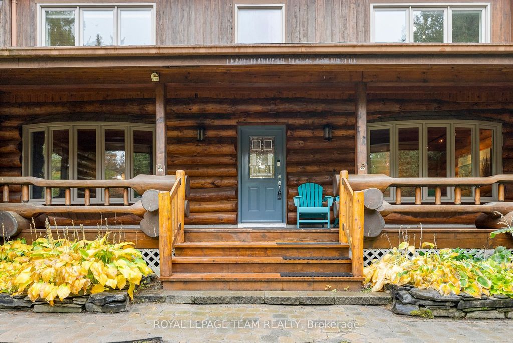 Photo of 9 Hubertine Gate, Stittsville - Munster - Richmond, ON K2S 1S5 (MLS # X12857692)