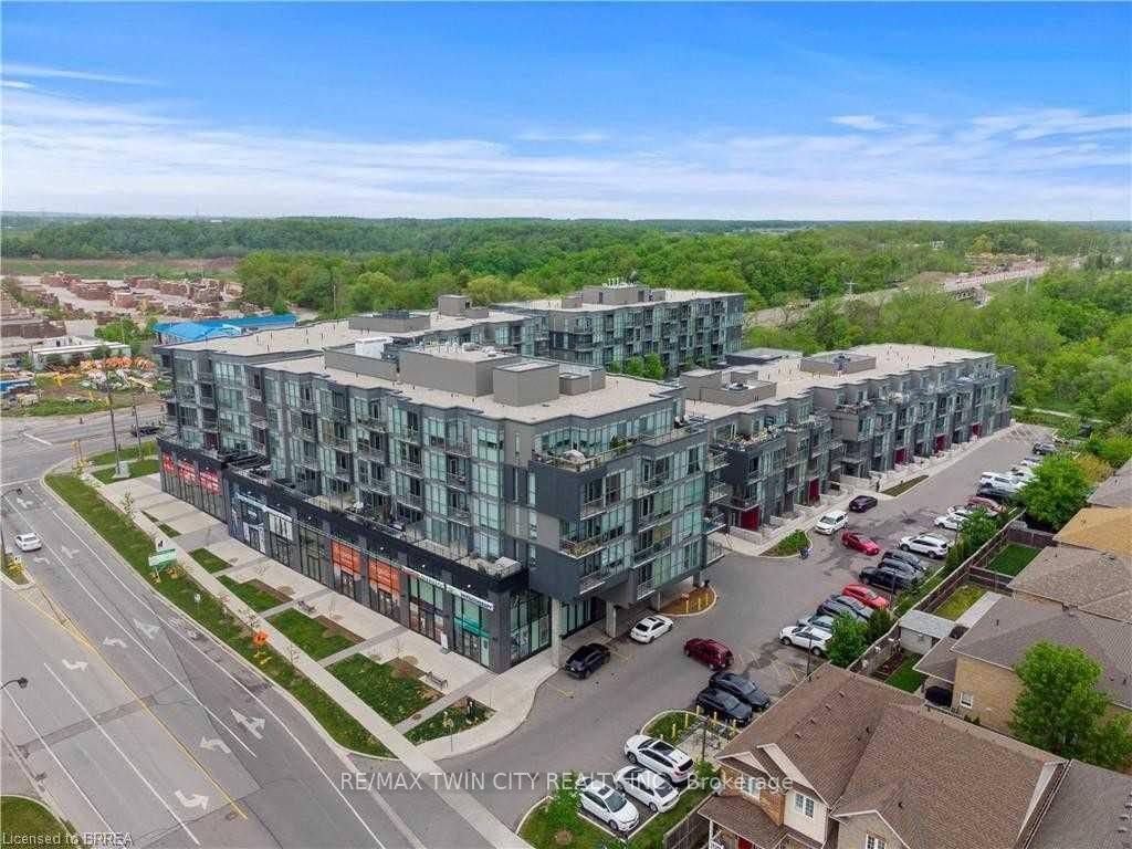 5240 Dundas Street B215