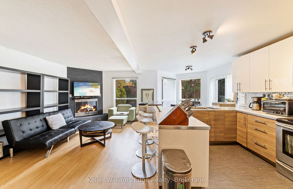 Photo of 10 Zeffer Place, Kitchener, ON N2A 3Y8 (MLS # X12559188)