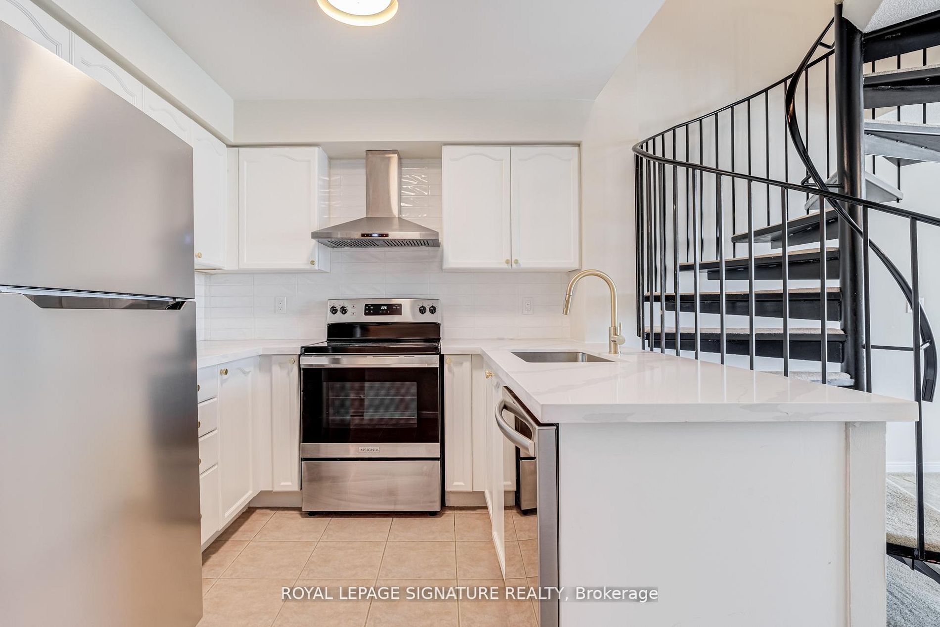 2545 Erin Centre Boulevard 1703