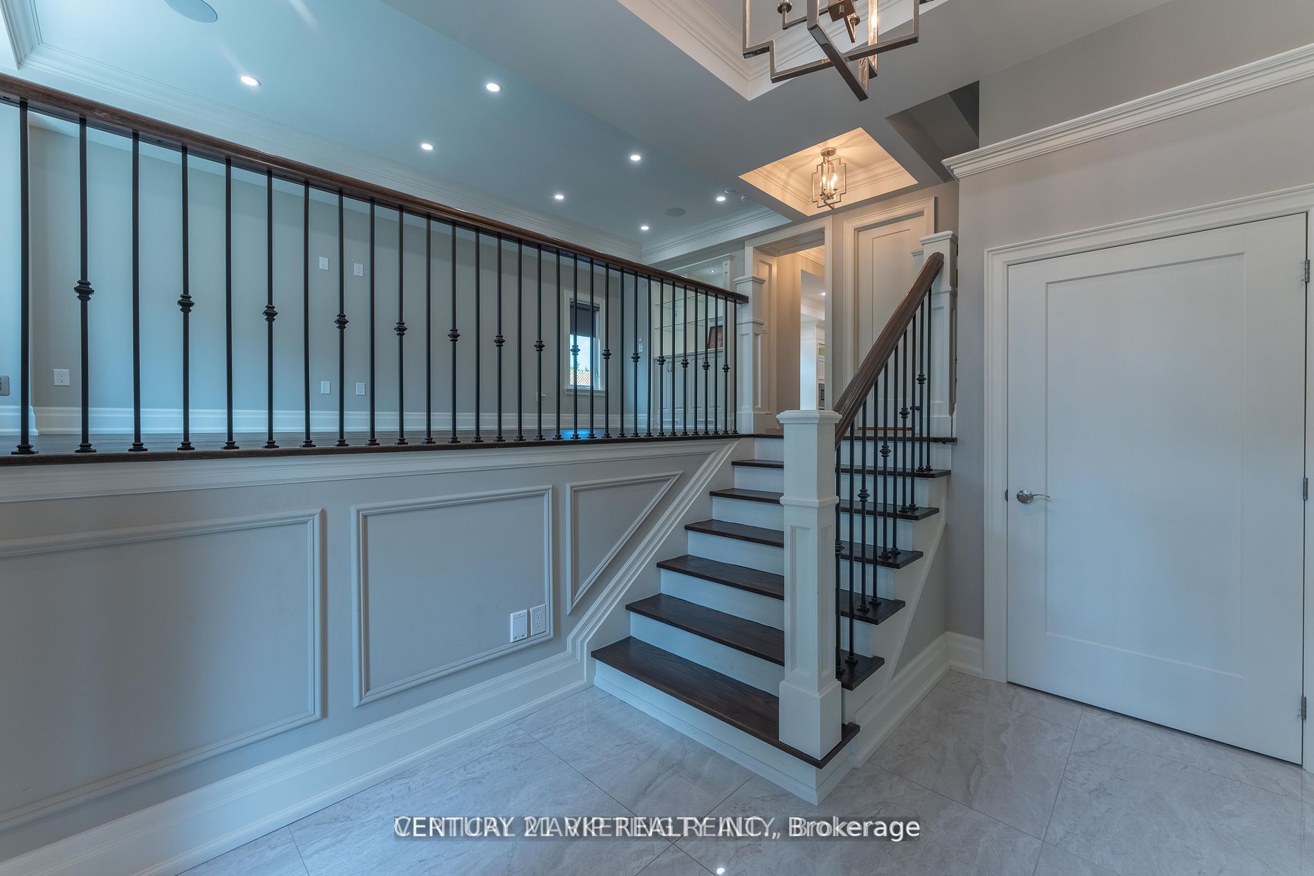 49 Roxaline Street