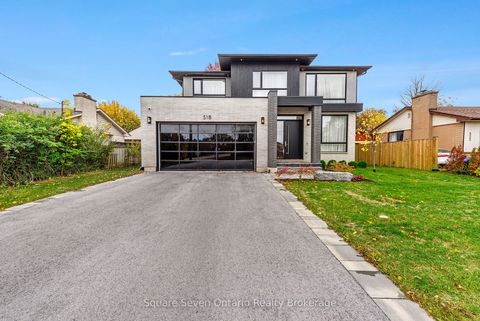 518 Sherin Drive Oakville ON L6L 4J8