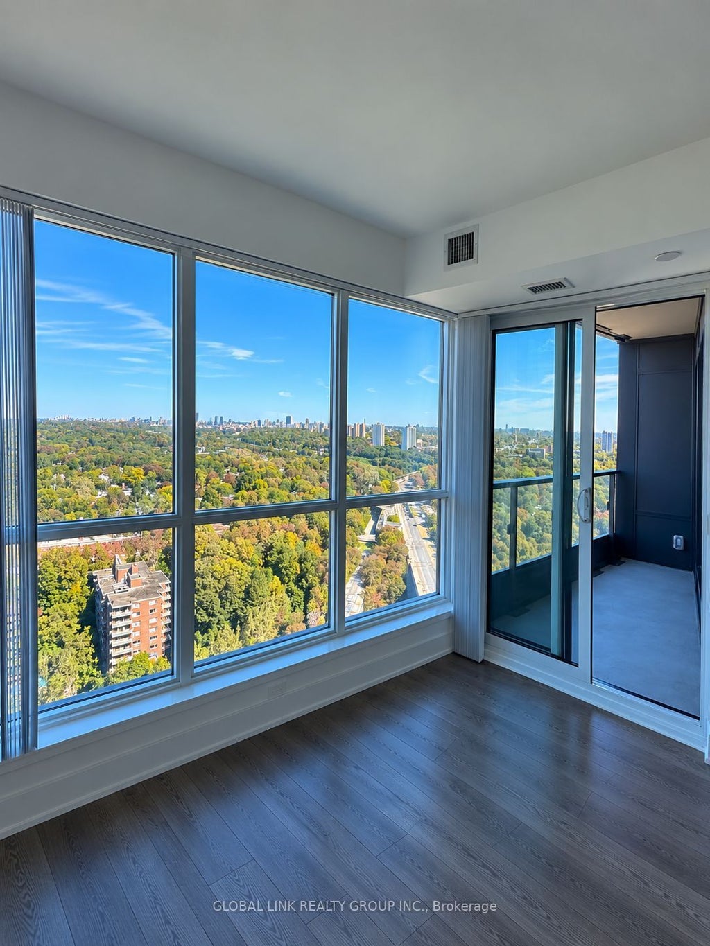 Photo of 585 Bloor Street E #2115, Toronto, ON M4W 0B3 (MLS # C13846612)