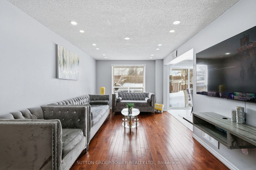 Photo of 360 Dunsmore Lane, Barrie, ON L4M 7B2 (MLS # S12704710)