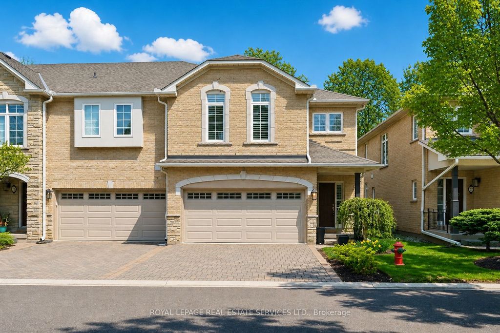 Photo of 1267 Dorval Drive #23, Oakville, ON L6M 3Z4 (MLS # W13078374)