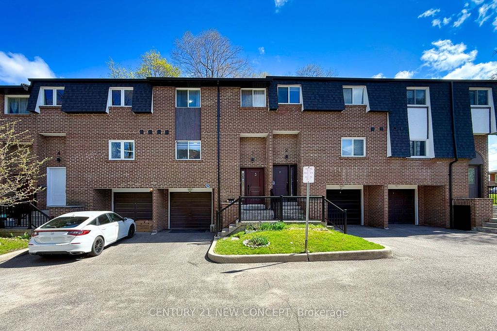 Photo of 119 Henderson Avenue #3, Markham, ON L3T 2L3 (MLS # N13074766)