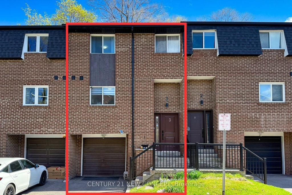 Photo of 119 Henderson Avenue #3, Markham, ON L3T 2L3 (MLS # N13074766)
