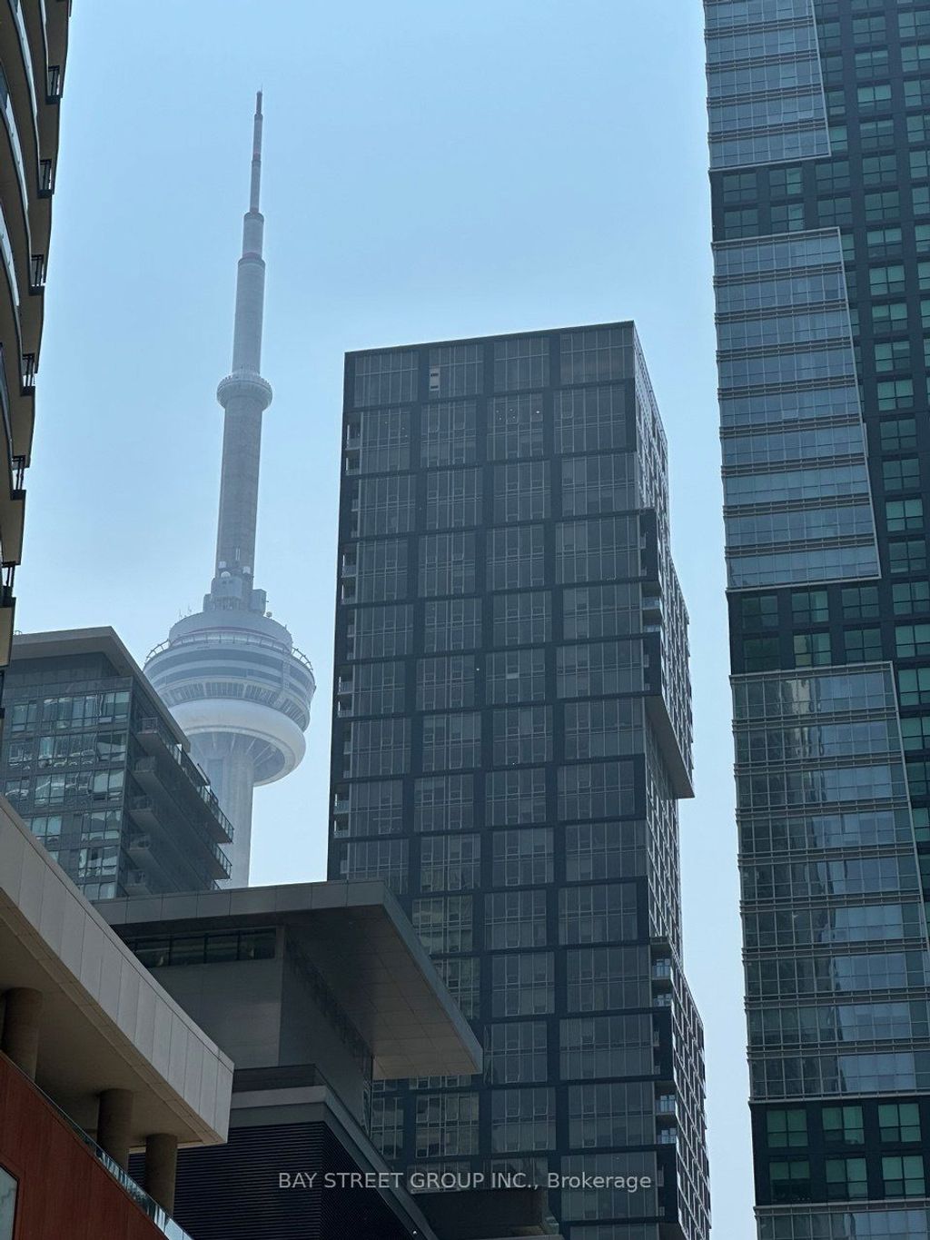 Photo of 327 King Street W #703, Toronto, ON M5V 0W7 (MLS # C12385775)