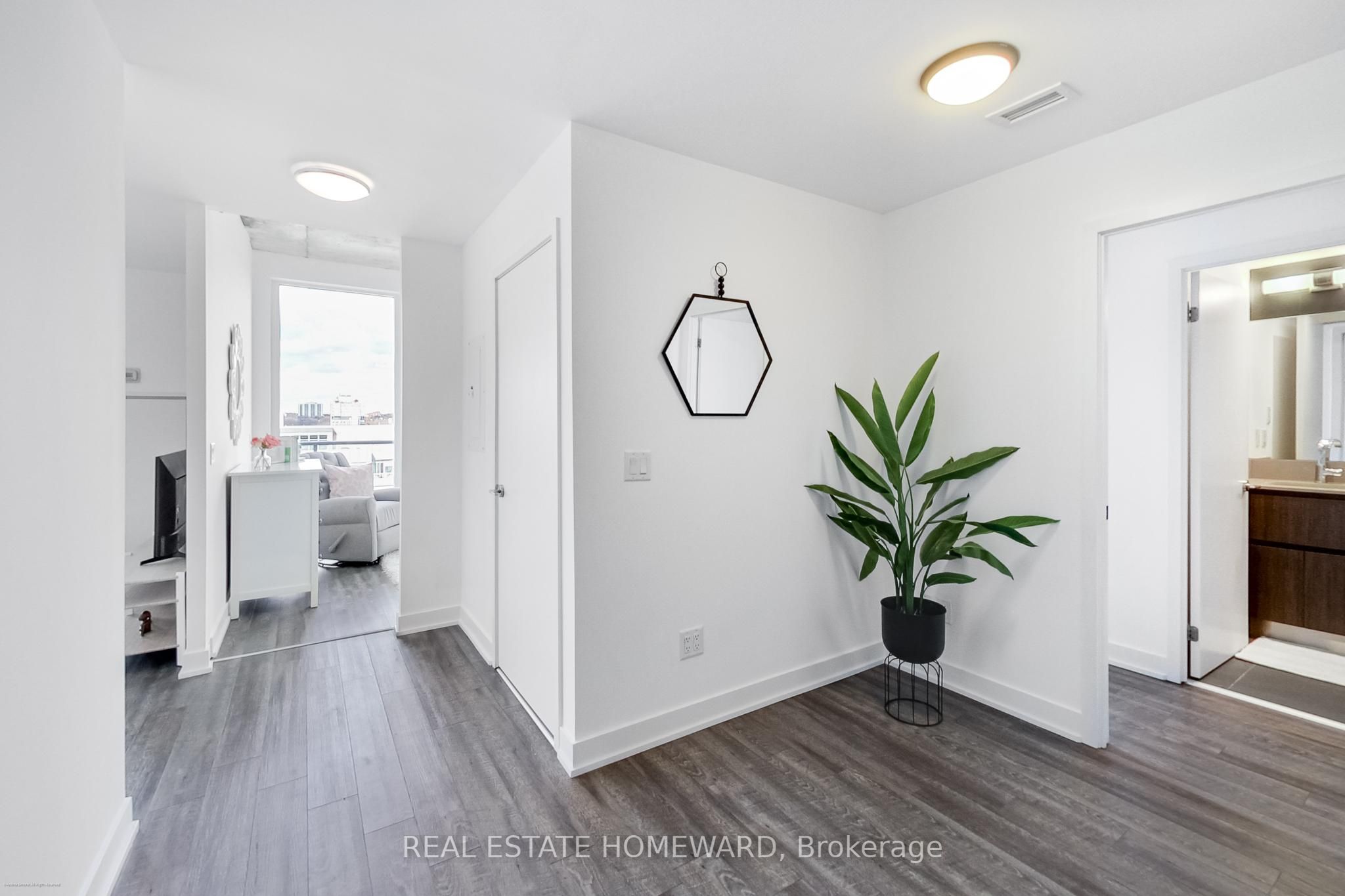 30 Baseball Place 1113