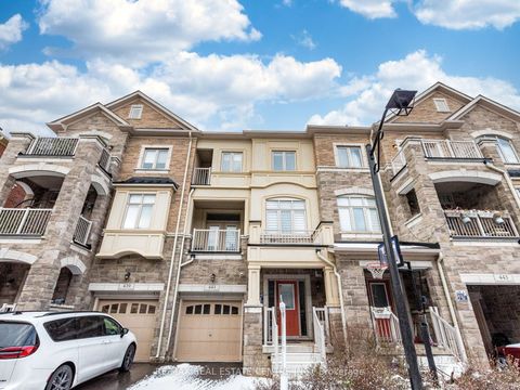 Photo of 441 Brooklyn Common, Oakville, ON L6H 3P4 (MLS # W12683882)