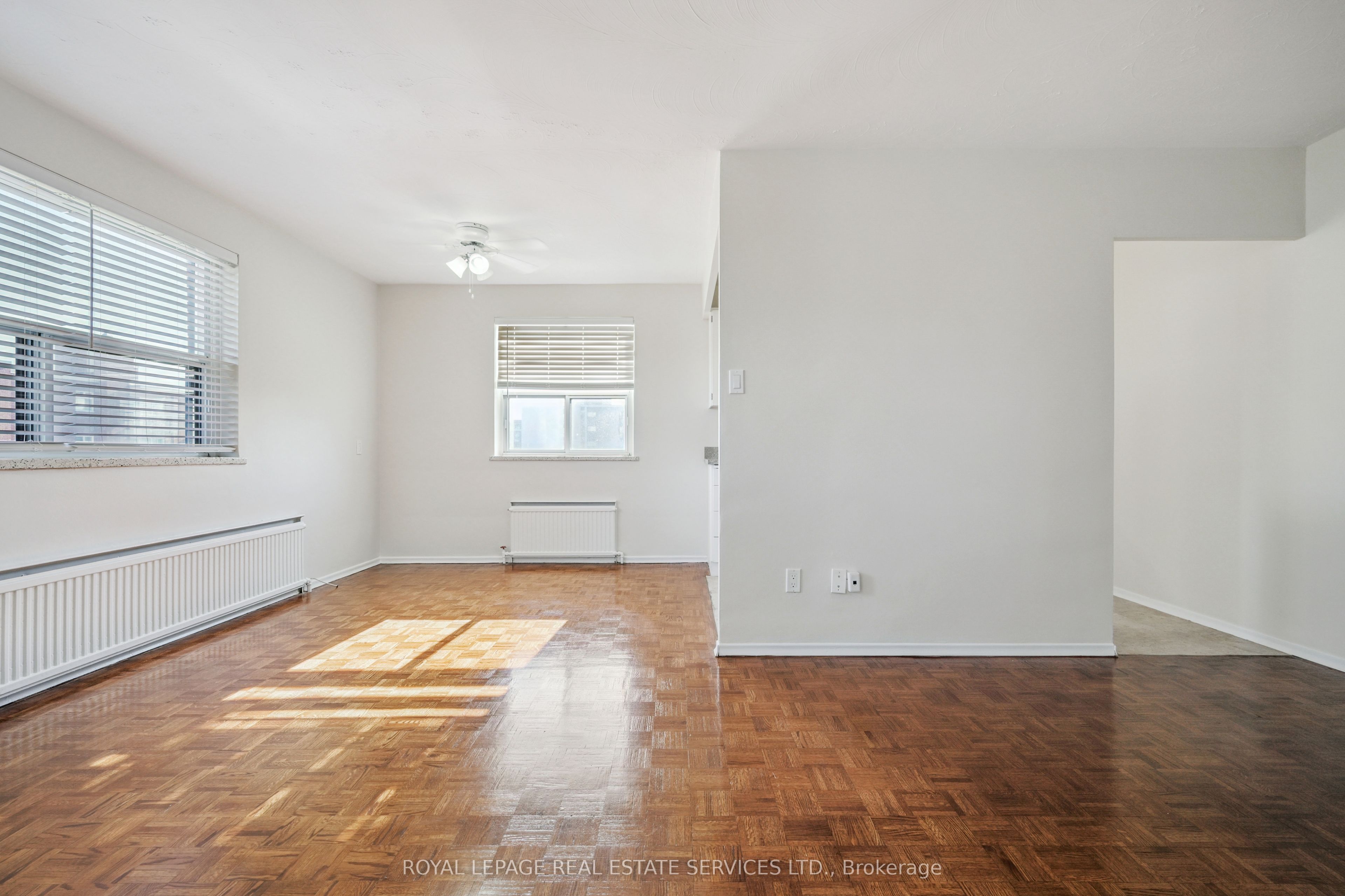 7 Helene Street N 402