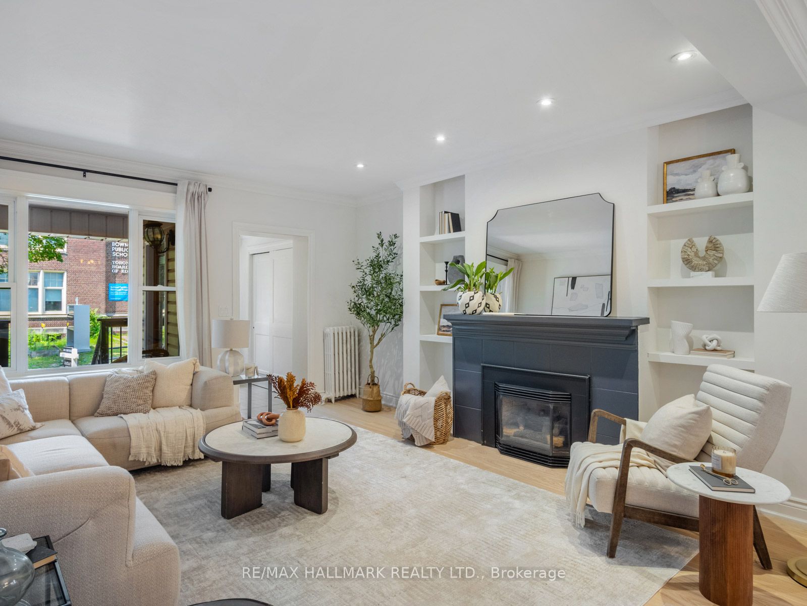97 Bowmore Road