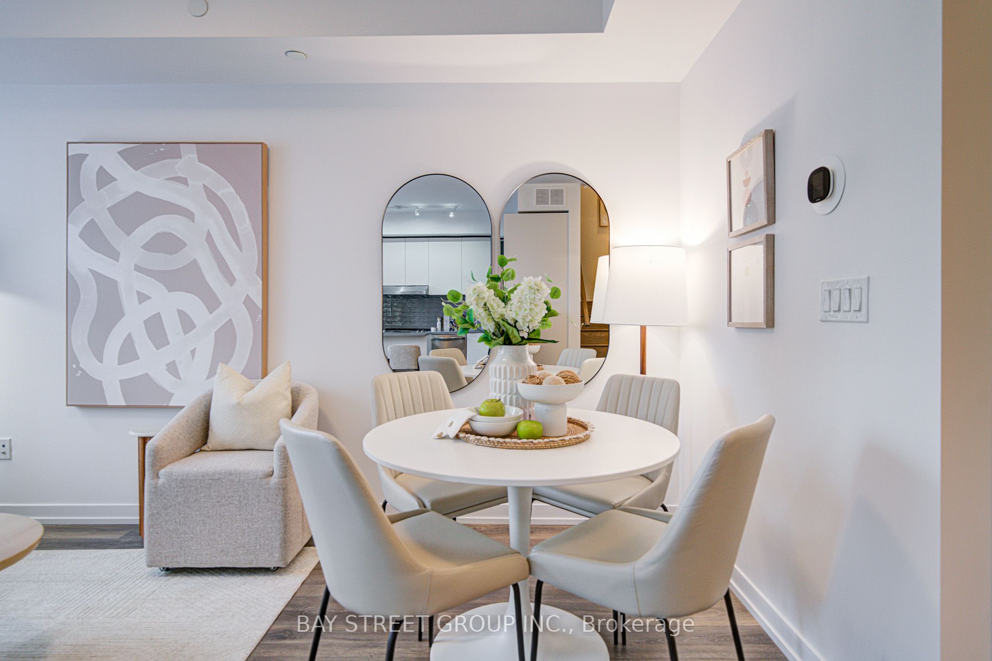 2530 Eglinton Avenue W 116