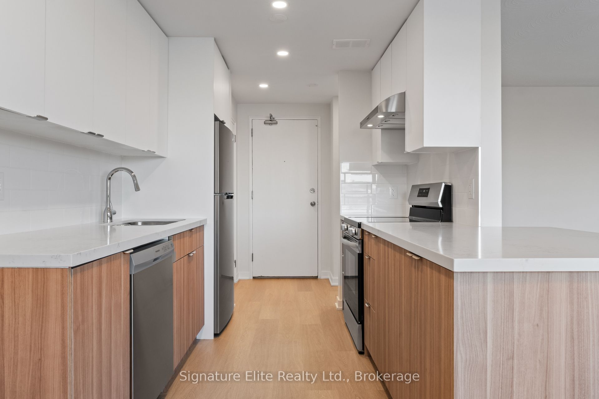 10 Fontenay Court 612