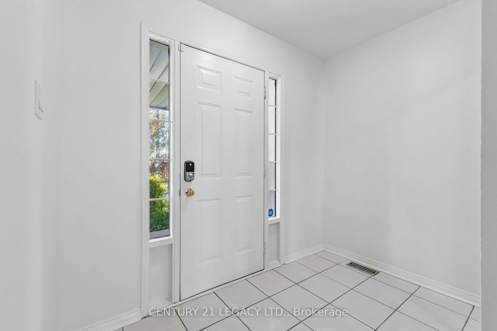 Photo of 29 Woolf Crescent, Ajax, ON L1S 7N5 (MLS # E13153128)