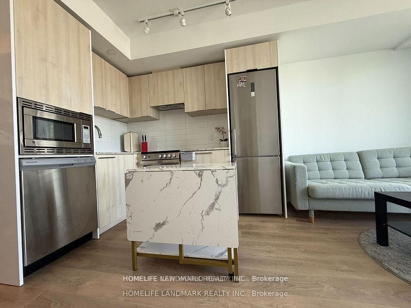 501 Yonge Street 2508