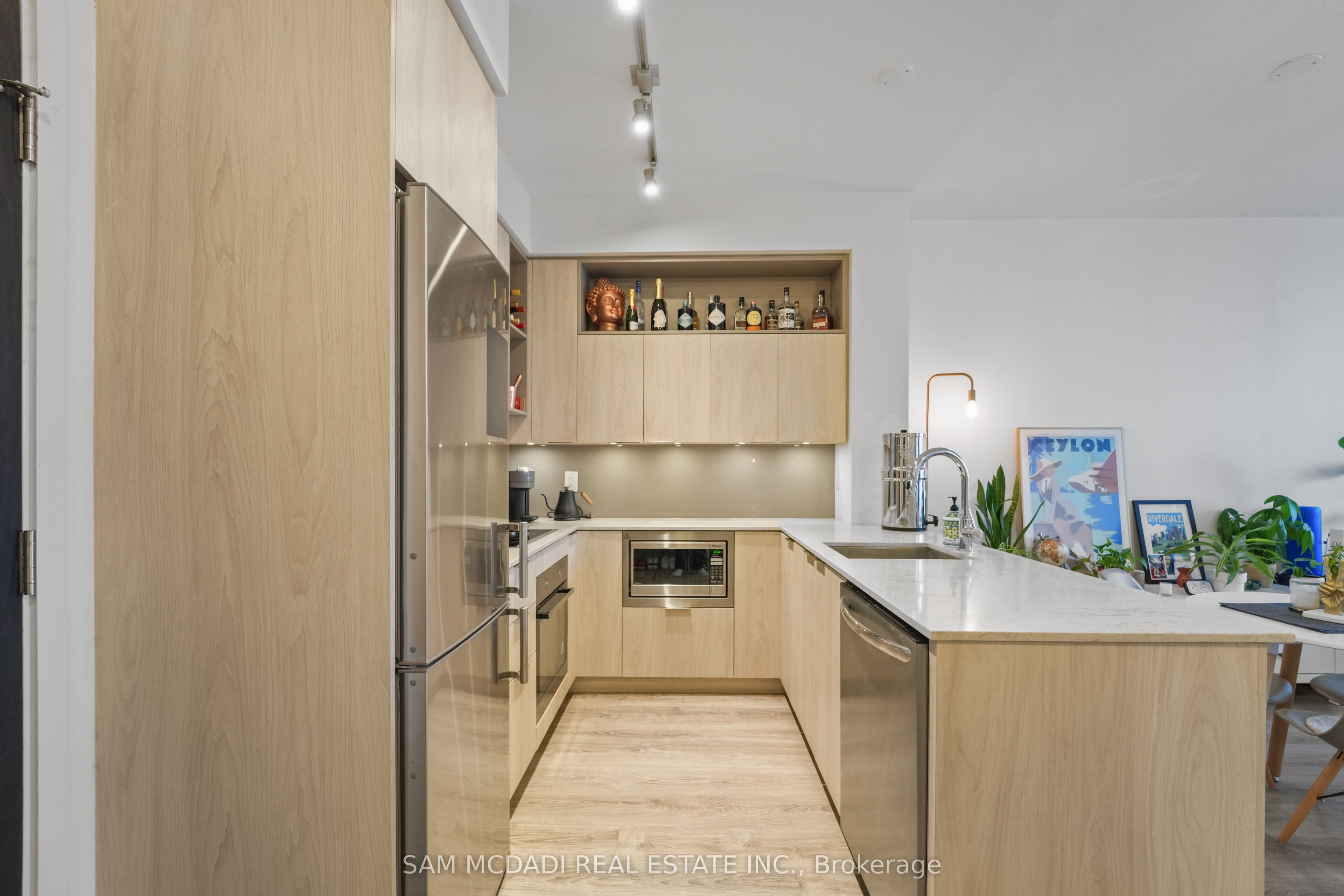 200 Sackville Street 1106