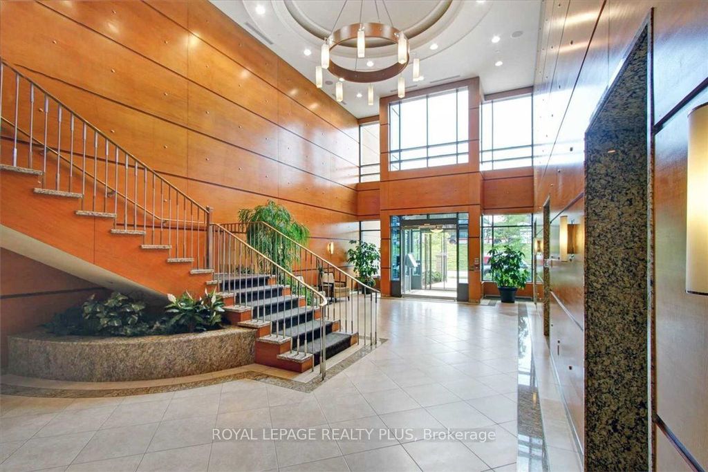 Photo of 35 VIKING Lane #1038, Toronto, ON M9B 0A2 (MLS # W13093264)