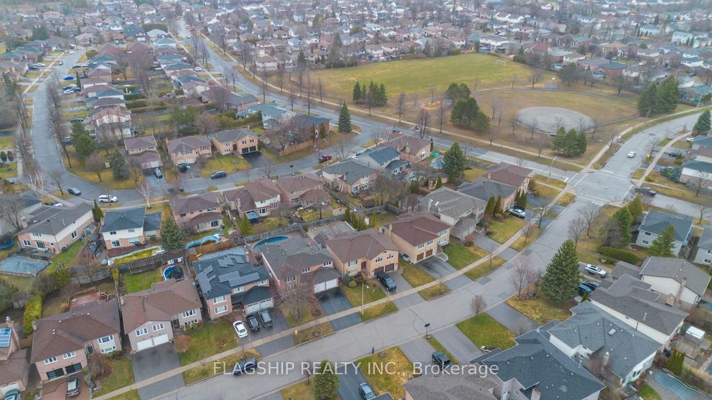 Photo of 98 Devondale Street, Clarington, ON L1E 2A1 (MLS # E12430085)