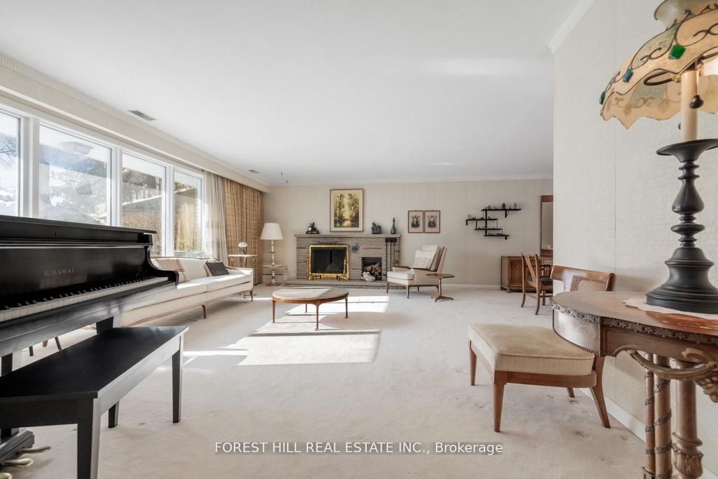 Photo of 5 Bachelor Place, Toronto, ON M2L 1W9 (MLS # C12943498)