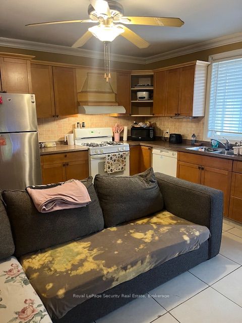 Photo of 627 Caledonia Road, Toronto, ON M6E 4V7 (MLS # W13850472)