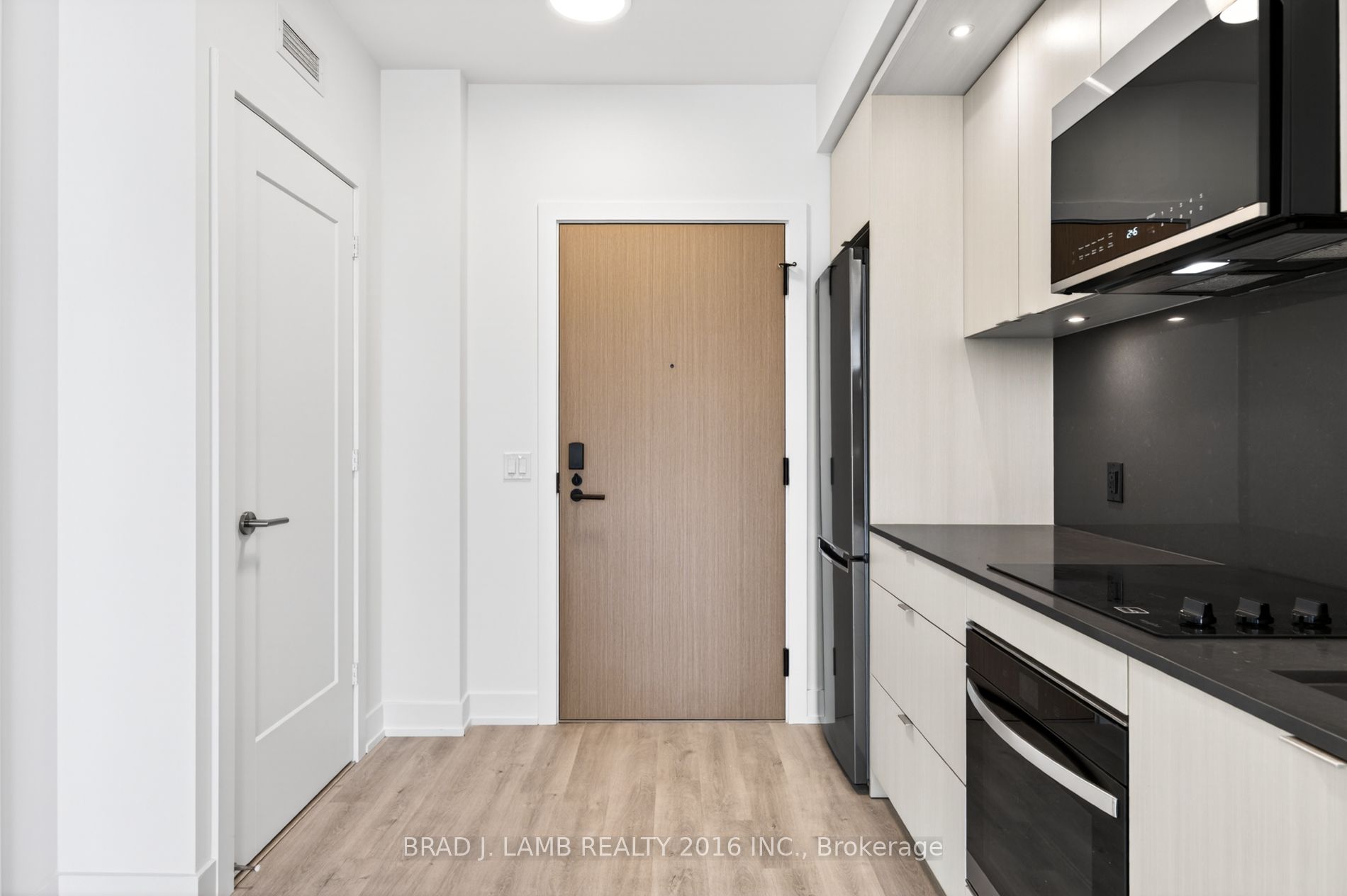 25 Cordova Avenue PH#14