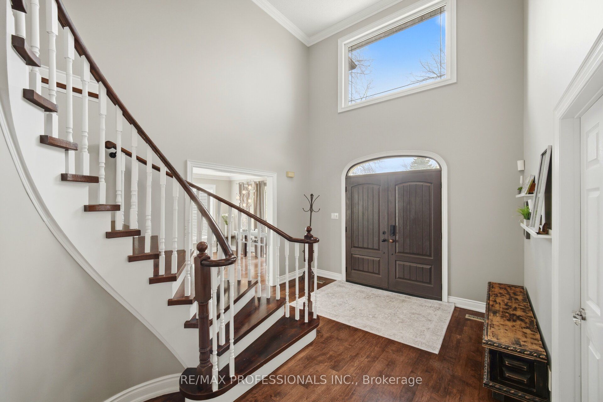 2 Enchanted Court