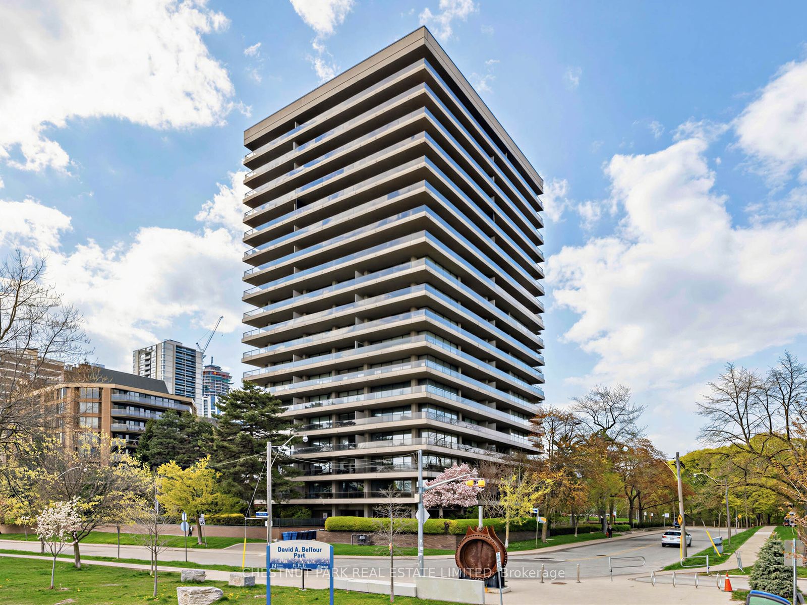 10 Avoca Avenue 401