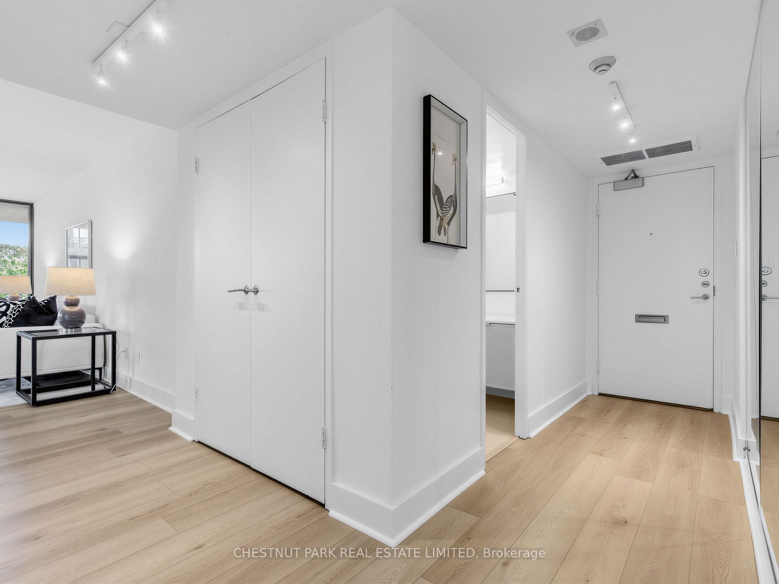 10 Avoca Avenue 401