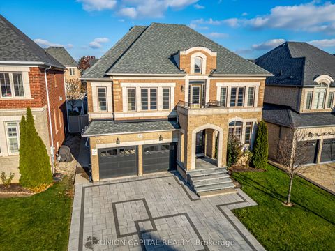 67 Royal West Drive Brampton ON L6X 0Z8
