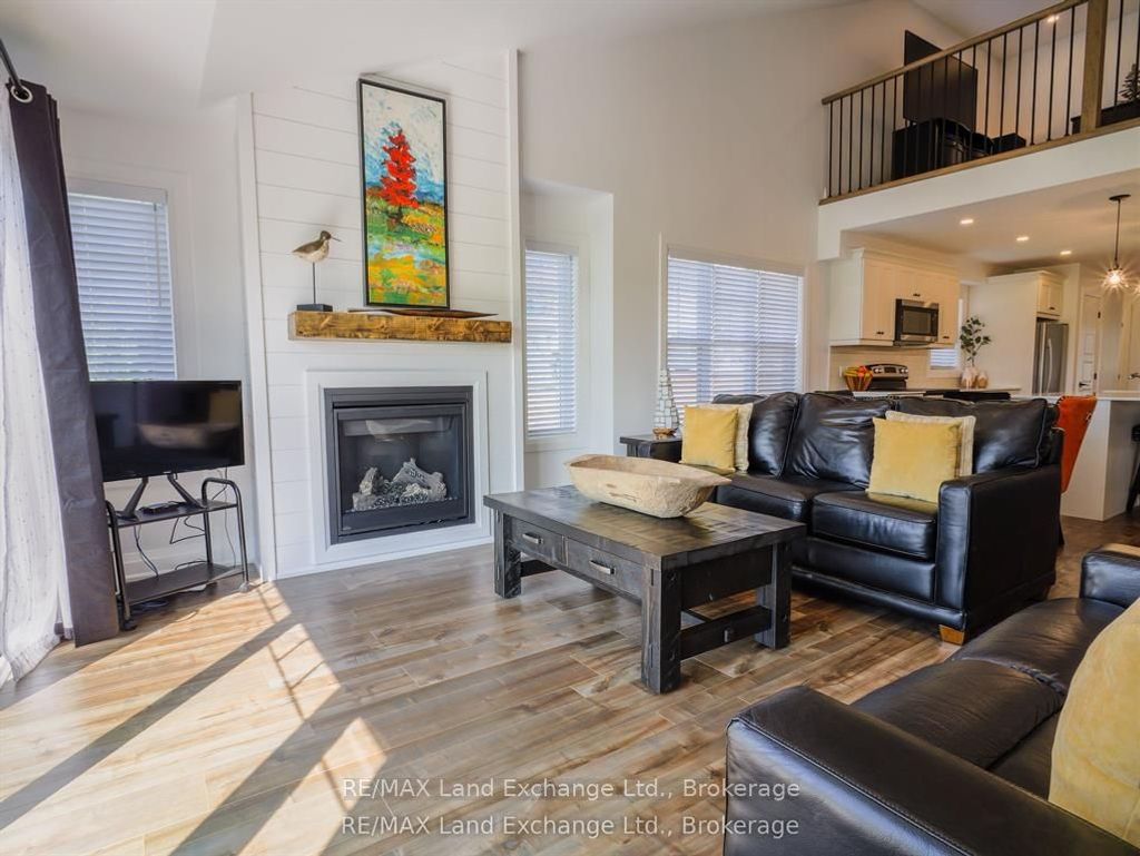 Photo of 2 Fairway Lane, Saugeen Shores, ON N0H 2C3 (MLS # X12770236)