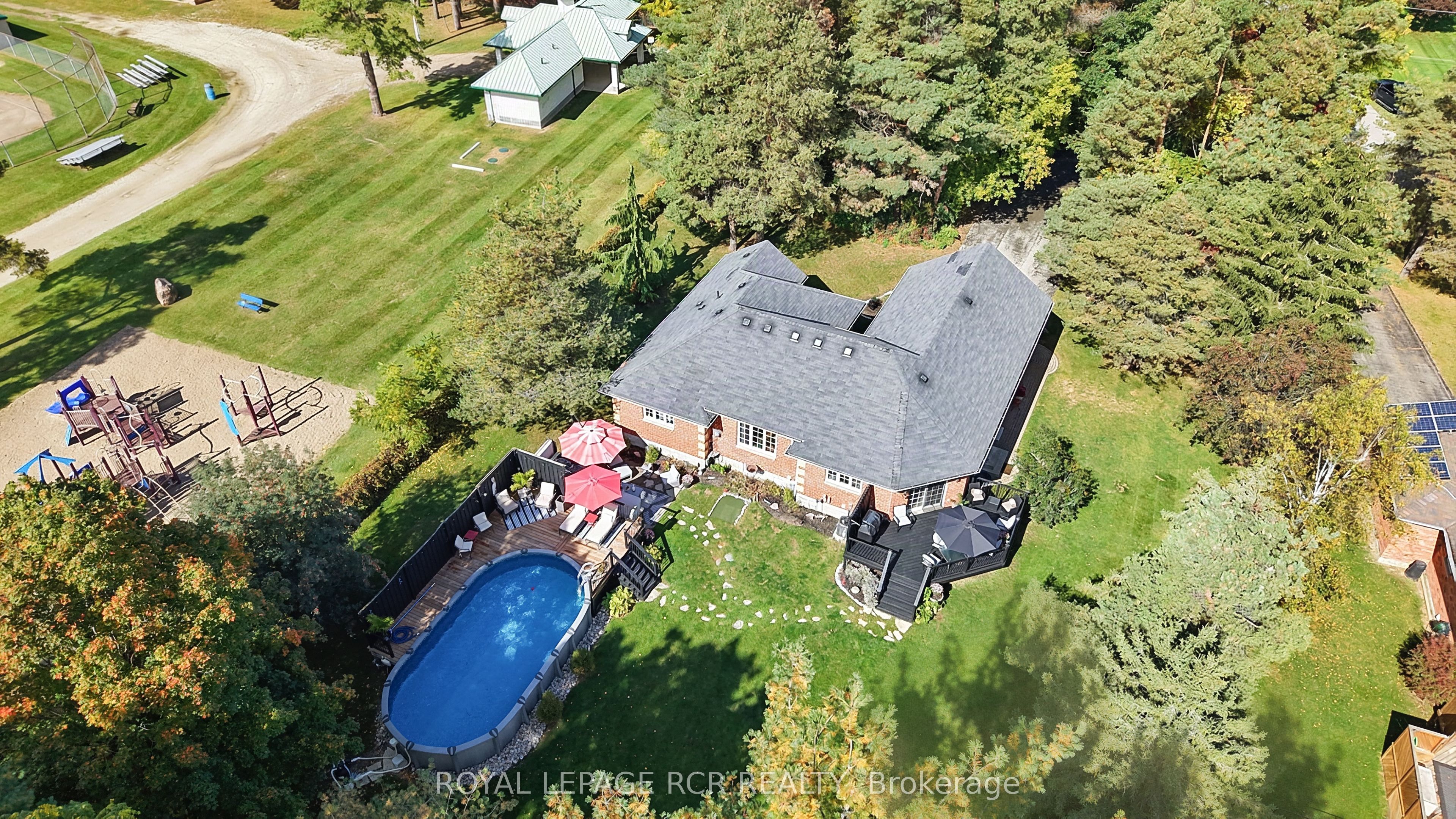 11 Fisher Drive