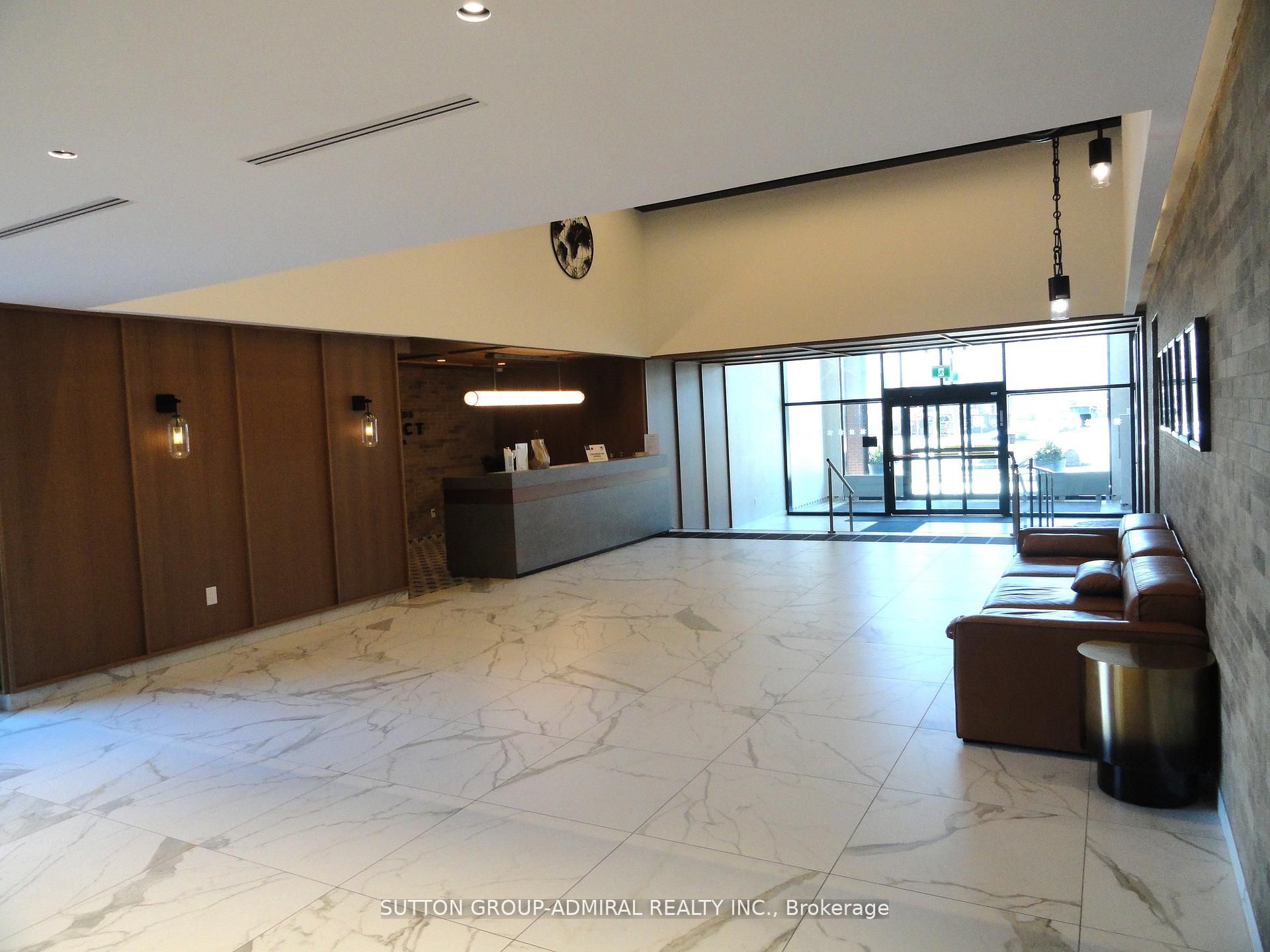 2300 St Clair Avenue W 718
