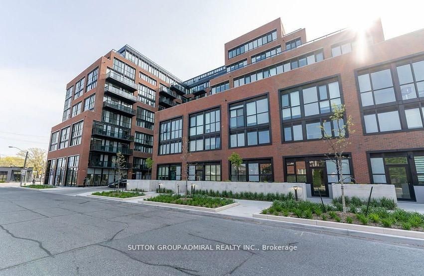 2300 St Clair Avenue W 718