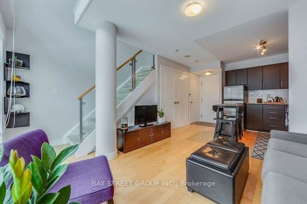 Photo of 2035 Sheppard Avenue E #127, Toronto, ON M2J 0A8 (MLS # C12451540)