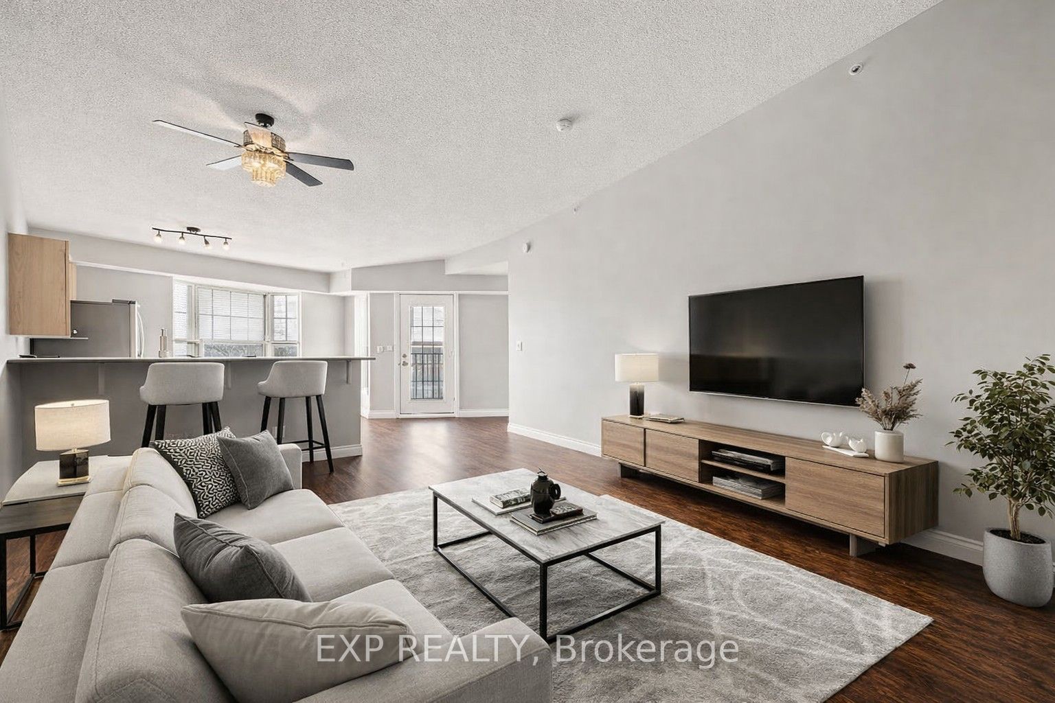 1411 Walker's Line 411