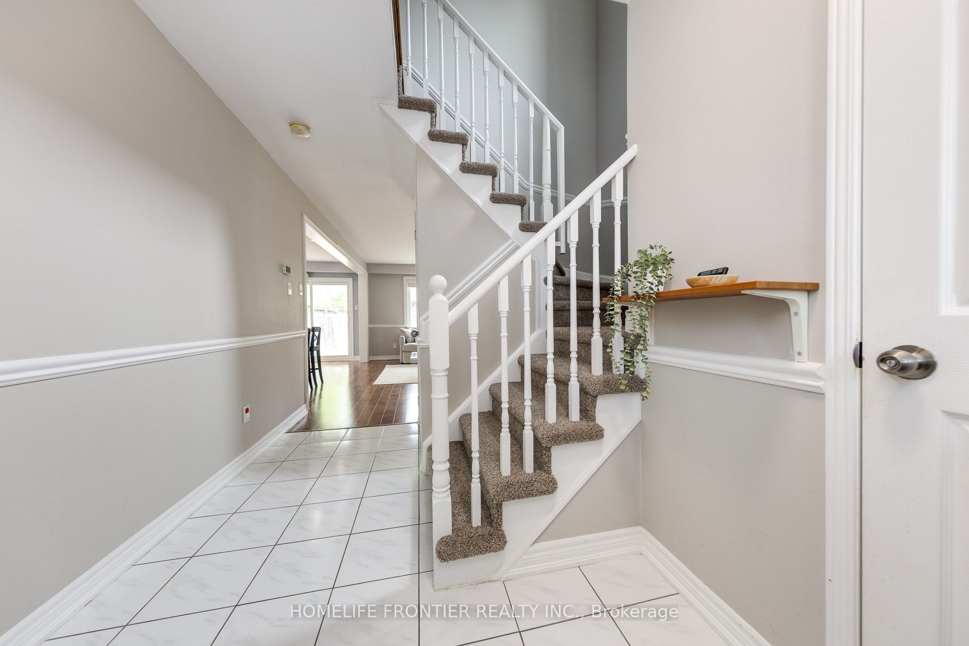 60 Carron Avenue