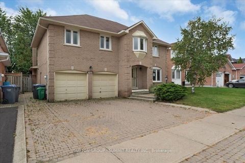 Photo of 102 Sunforest Drive, Brampton, ON L6Z 4B2 (MLS # W12470292)
