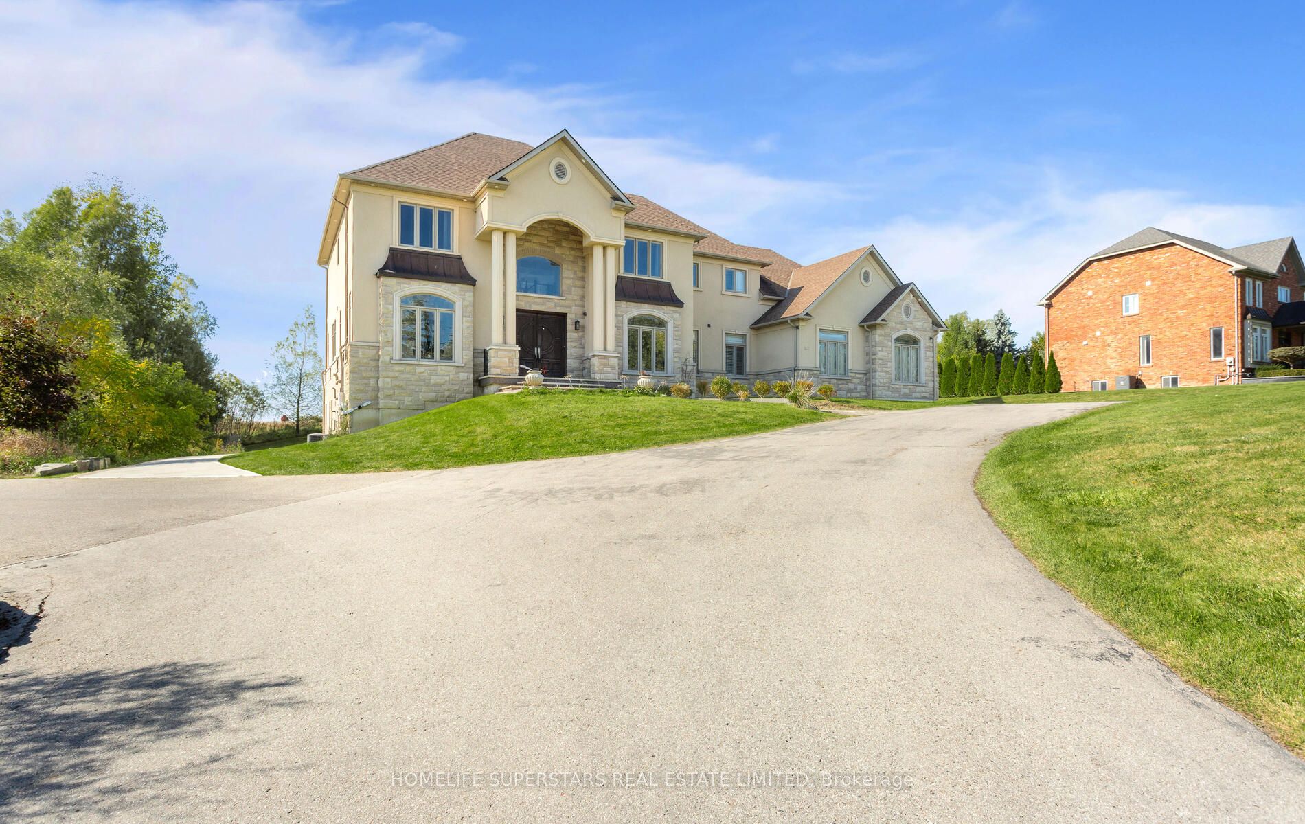 162 Confederation Street