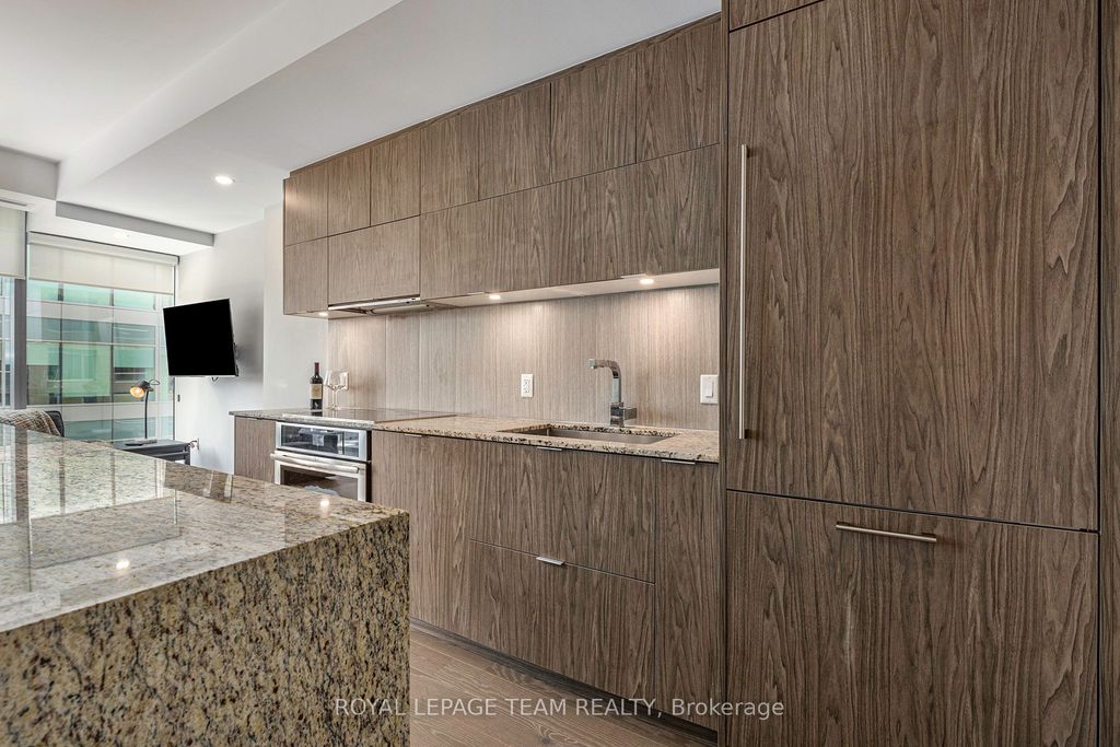Photo of 101 Queen Street #1509, Ottawa Centre, ON K1P 0B7 (MLS # X13152370)