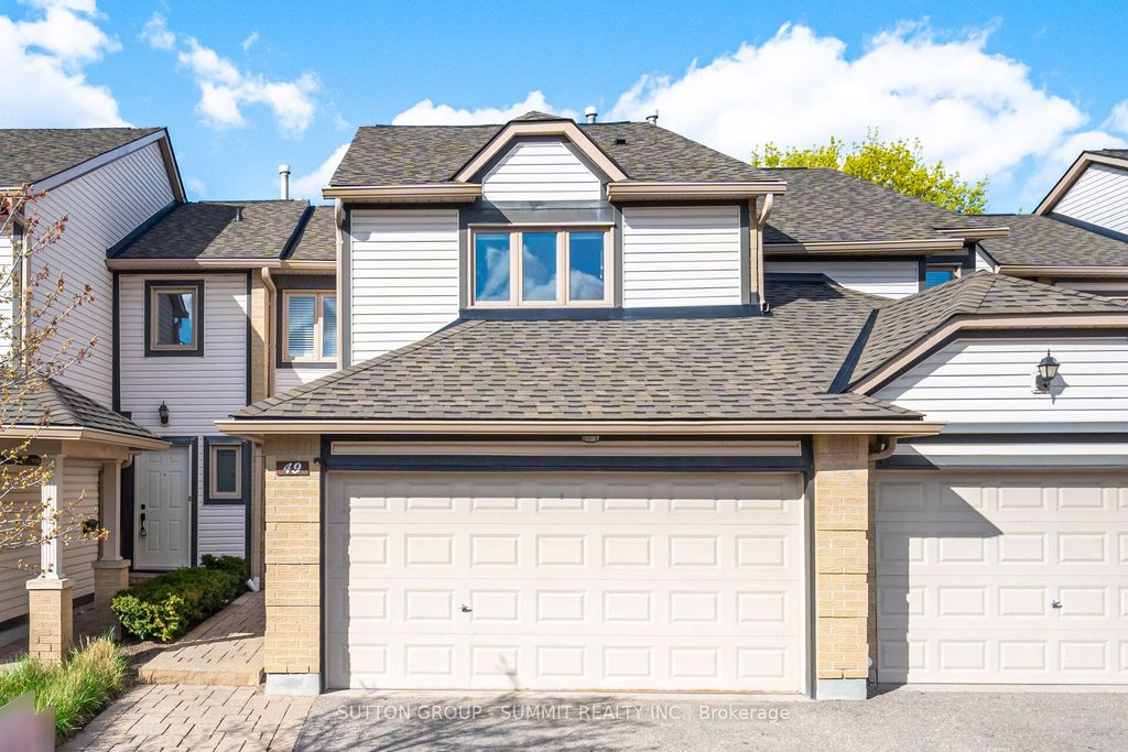 Photo of 2275 Credit Valley Road #49, Mississauga, ON L5M 4N5 (MLS # W13074658)