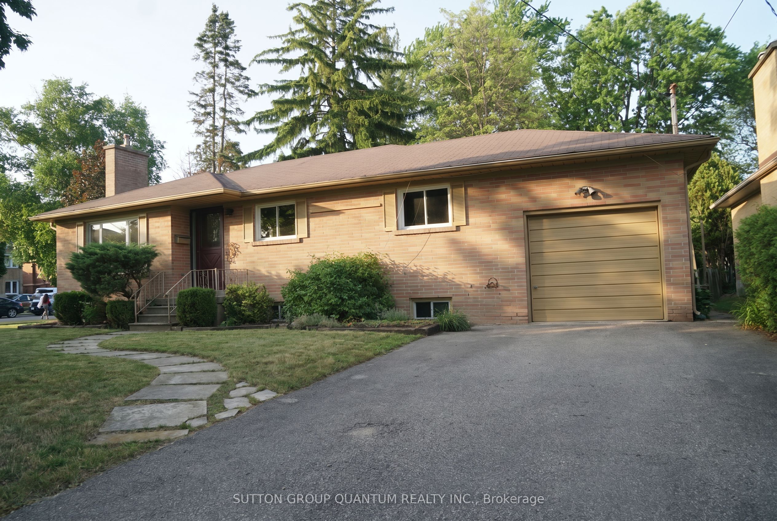 2395 Edenhurst Drive