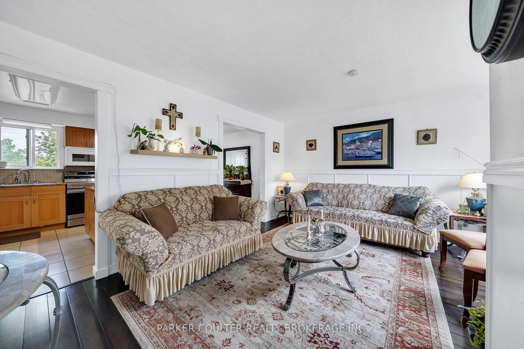 Photo of 23 Chaucer Crescent, Barrie, ON L4N 4T8 (MLS # S14094694)