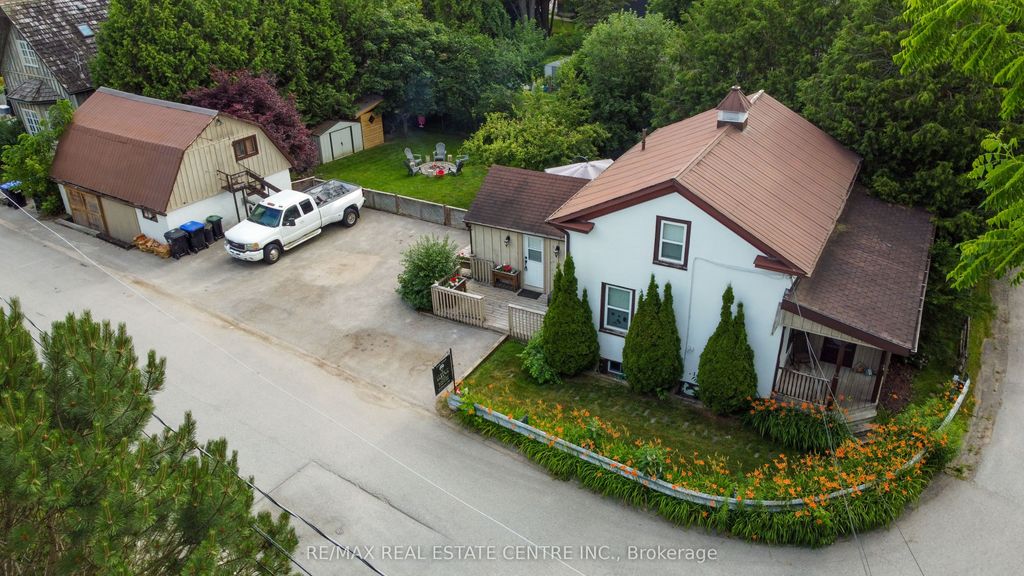 Photo of 5 East John Street N, Innisfil, ON L0L 1L0 (MLS # N12961848)